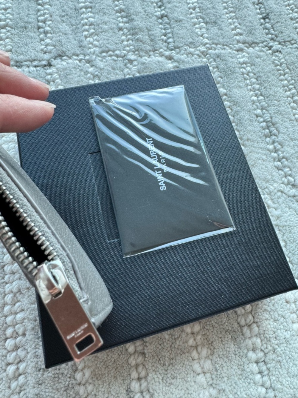 **SOLD** Saint Laurent Gray Pebbled Leather Zip Card Holder - Picture 9 of 10